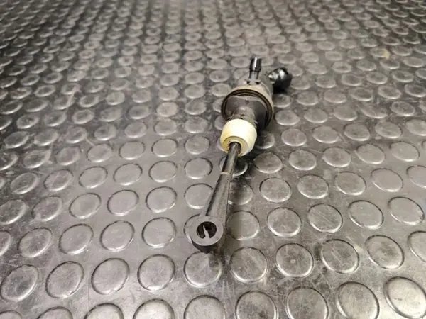 Cilindro da embraiagem OEM 306104BG1A para Nissan Qashqai II image 4