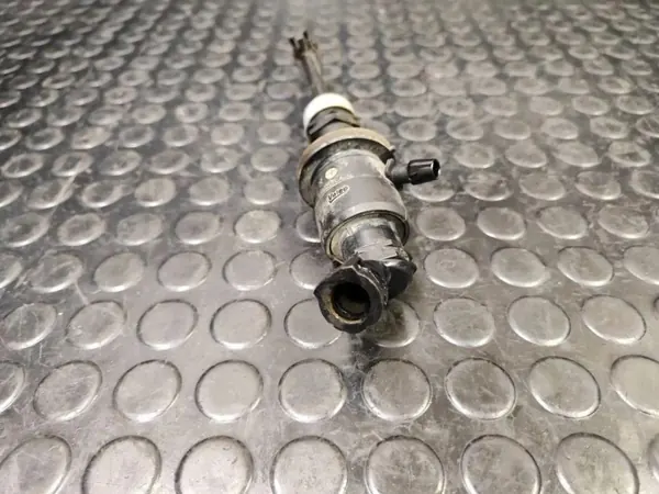 Cilindro da embraiagem OEM 306104BG1A para Nissan Qashqai II image 5