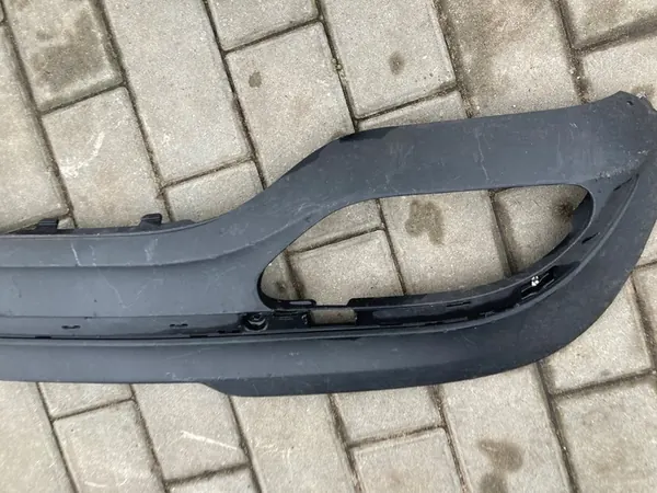 Difusor de parachoques trasero Mercedes W212 image 4