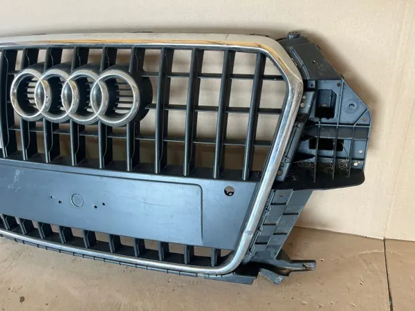 Grelha Audi OE 8U0853653H - Usado image 4