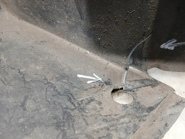 RENAULT LAGUNA III Front Right Wheel Arch 638320004R image 2