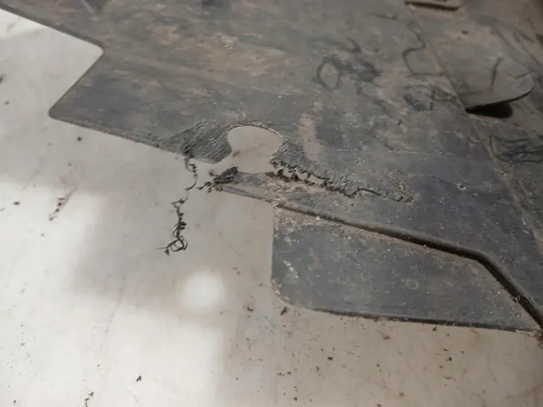 RENAULT LAGUNA III Front Right Wheel Arch 638320004R image 3