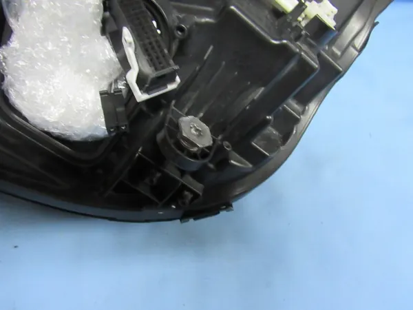 Rechter Mercedes W213 Performance Koplamp Europa image 10