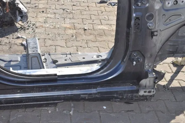 OEM 422710 B-stijl Rechts 1AU Grijs Gebruikt image 3