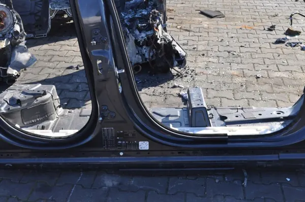 OEM 422710 B-stijl Rechts 1AU Grijs Gebruikt image 4