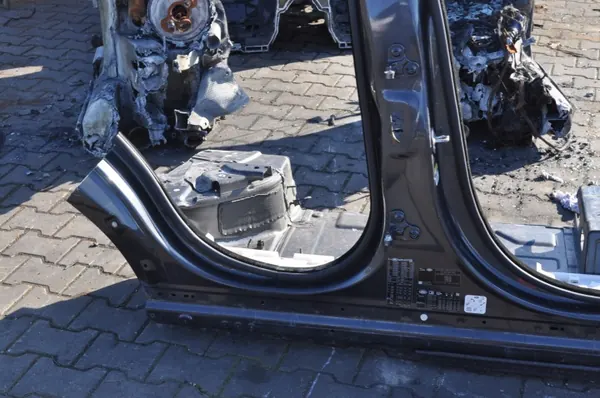 OEM 422710 B-stijl Rechts 1AU Grijs Gebruikt image 5