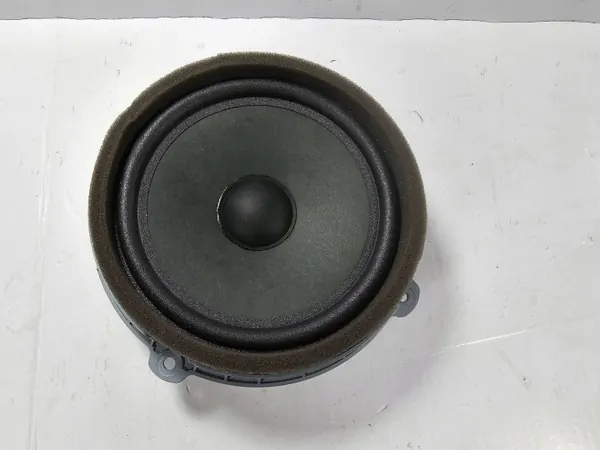 Kia Sportage IV Etuoven Kaiutin OEM 96330F2100 image 2