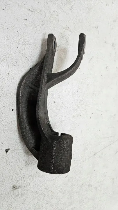 OEM 6876684 Etu oikea jousituskiinnike BMW X5 G05 image 2
