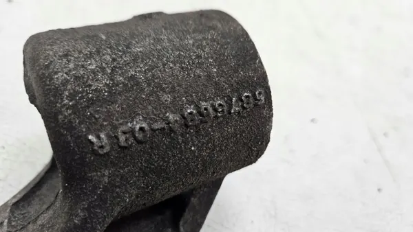OEM 6876684 Etu oikea jousituskiinnike BMW X5 G05 image 3