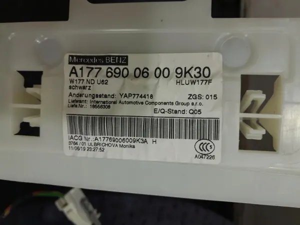 Mercedes A-klass W177 Inredning OEM Lochow-328553- image 7