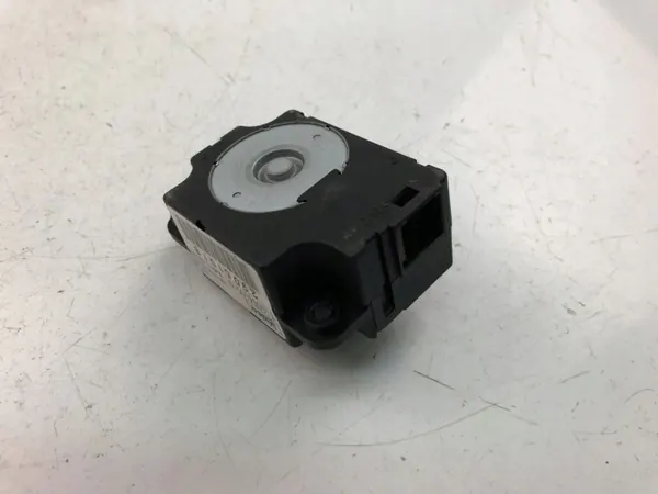 Motor de compuerta T1006419G para Peugeot 208 1.2L 60kW image 2