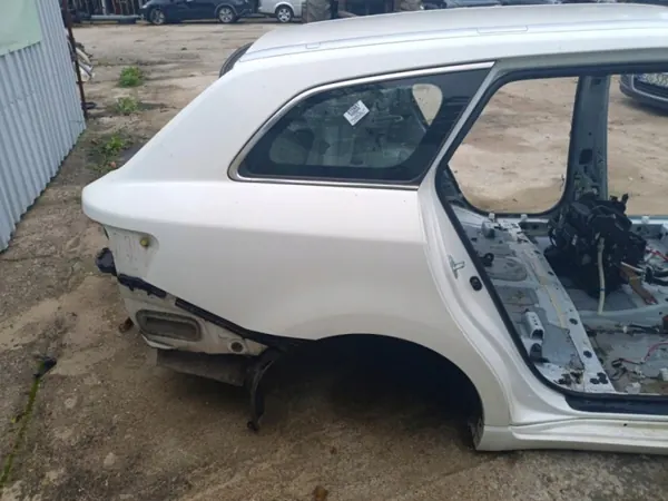 Toyota OE 01 Garde-boue quart arrière droit image 2