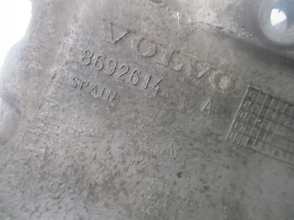 Oljetank 2.5 T Turbo Ford Mondeo MK4 Focus ST Volvo image 3