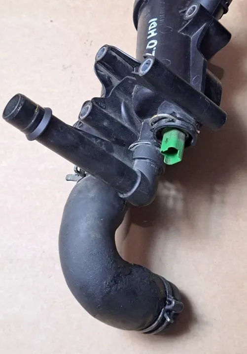 Carcasa de termostato PEUGEOT 407 2.0L Diesel 9656182980 image 7