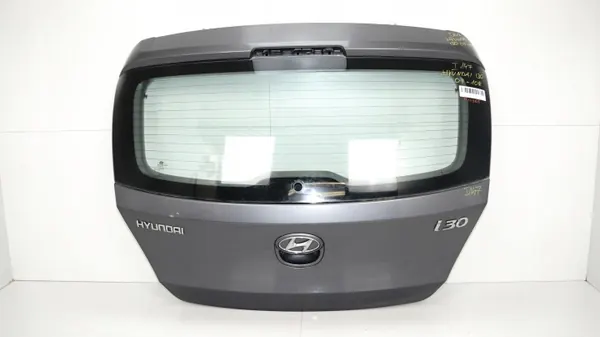 Tapa Maletero Hyundai I30 Lift OEM 360171765 - Usado image 2