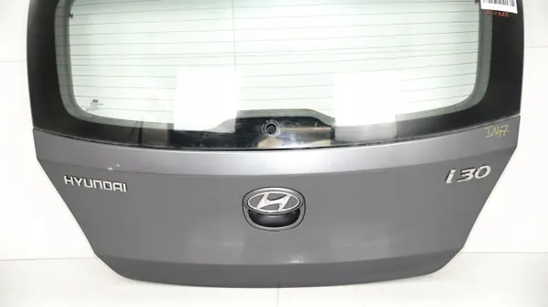 Tapa Maletero Hyundai I30 Lift OEM 360171765 - Usado image 3
