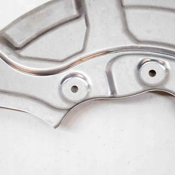 Linker achterste remschijfbeschutting OEM 34206880473 image 5