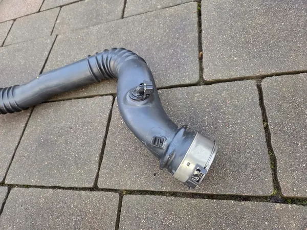 Tubería Intercooler BMW X1 E84 2.0D 7797483 image 4