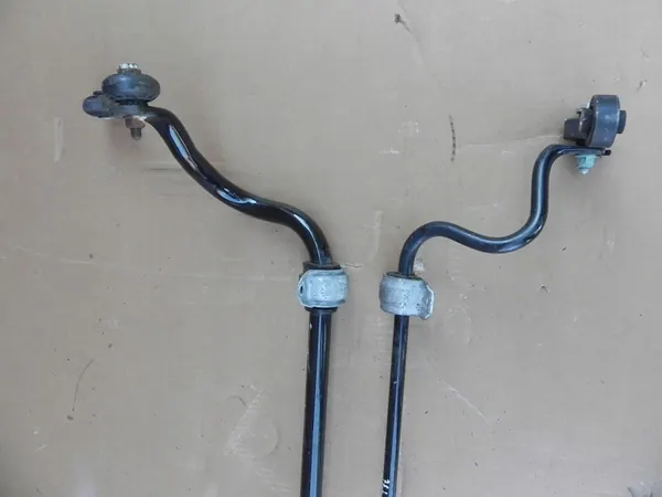 AUDI A5 8T Collegamento Stabilizzatore Posteriore 8K0511305AD image 3