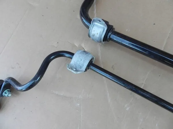 AUDI A5 8T Collegamento Stabilizzatore Posteriore 8K0511305AD image 5