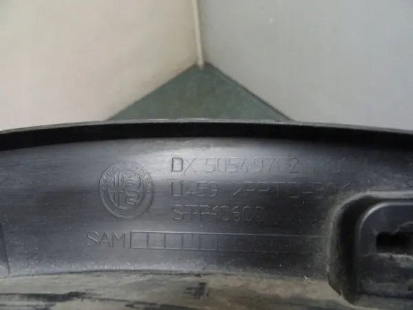 ALFA ROMEO STELVIO MOULURE D'AILE ARRIÈRE GAUCHE + DROITE image 2