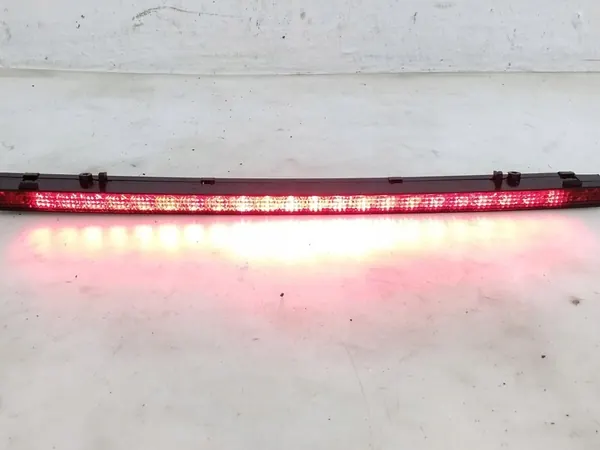 Skoda Superb B8 2016 Kolmas Jarruvalo OEM 1Z5945097A image 7