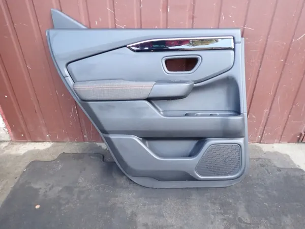 OEM 83751-T90-A01ZB Linker Achterdeurbekleding Honda Pilot image 2