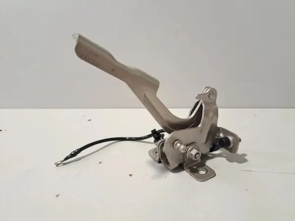 Bisagras de maletero BMW M8 OEM 7417333 - Usado image 2