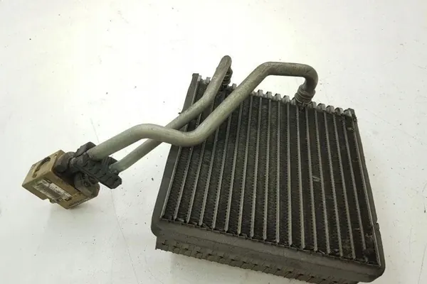 Airconditioningradiateur VW GOLF IV 1.9L diesel 6N0820679A image 6