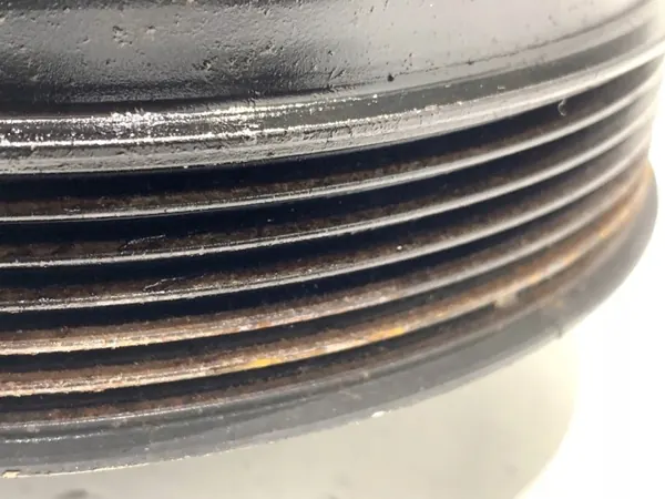 OEM G4D3-6316-AC hihnapyörä Jaguar F-Pace:lle image 3