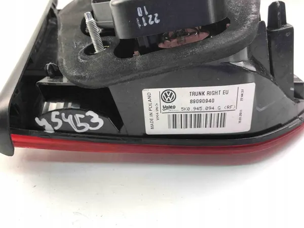 Luz de maletero izquierda VW Golf VII 5K0945094G image 3