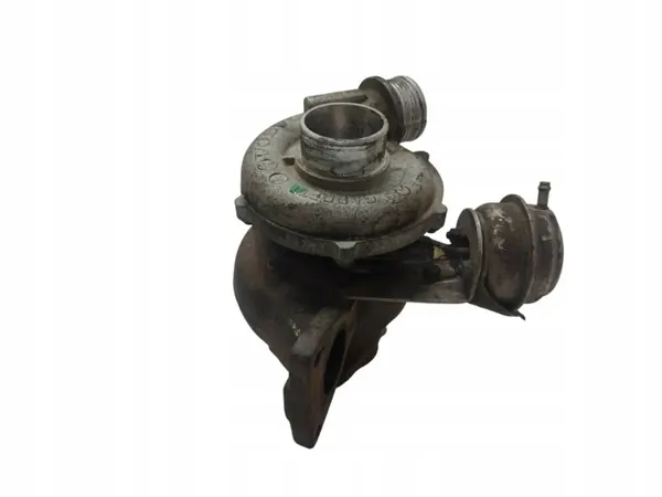 Käytetty turboahdin OEM 8689592 Volvo V70 II 2.4L image 5