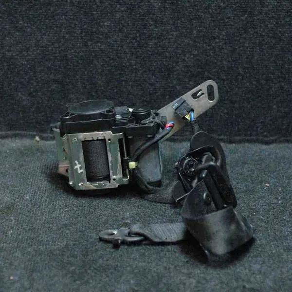Front Right Seat Belt BMW 7 OE 9164054 image 3