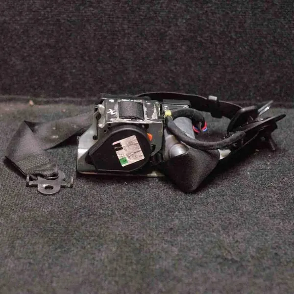 Front Right Seat Belt BMW 7 OE 9164054 image 5