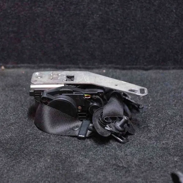 Front Right Seat Belt BMW 7 OE 9164054 image 6