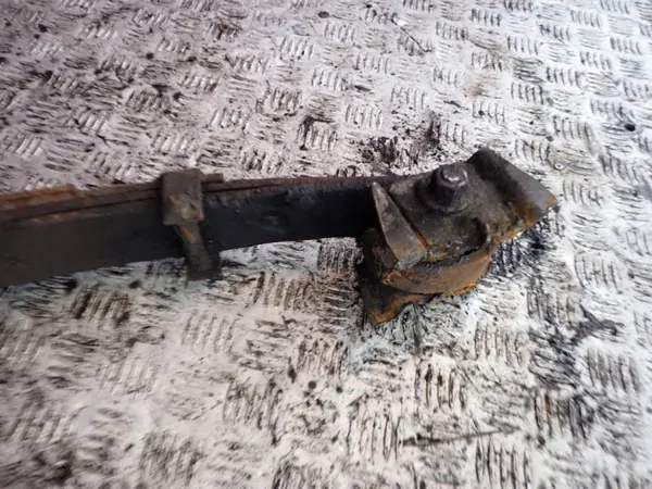 Mola de lâmina dianteira OEM 01 para Lublin II/III 2.4 image 5