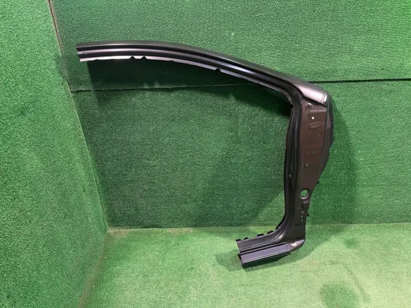 Seuil droit Toyota Yaris III OEM 611310D140 image 2