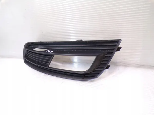 Rejilla de Parachoques Derecho Audi A4 B8 Lift 8K0807682K image 2