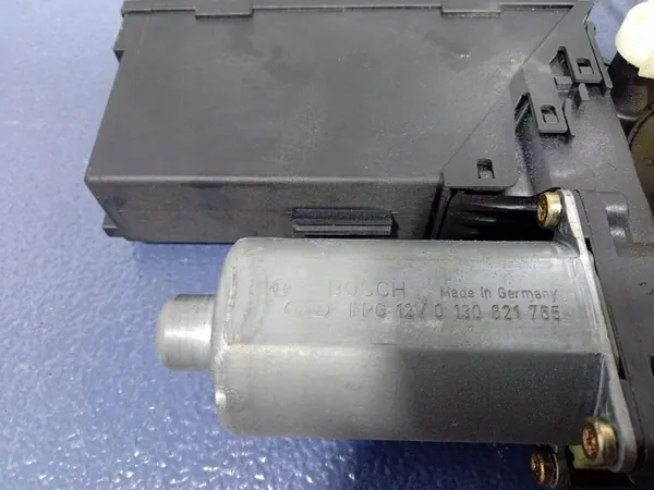 AUDI A4 B6 B7 Cabrio Elevador de Janela Frontal Esquerdo 8H0837461 image 7