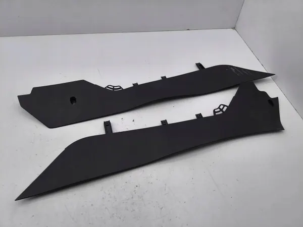 OEM 5E8863046 Rechte Tunnel-Seitenabdeckung Skoda Octavia image 2
