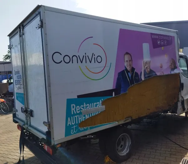 Furgão Refrigerado CHŁODNIA com Unidade, Carroçaria 3.85m image 5