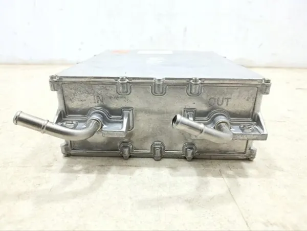 OEM 05185047AE Jännitemuunnin Chrysler Pacificalle image 5