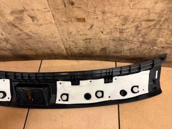 Hyundai Santa Fe 2013 Bagageutrymmes bältskydd OEM 857712W000 image 6