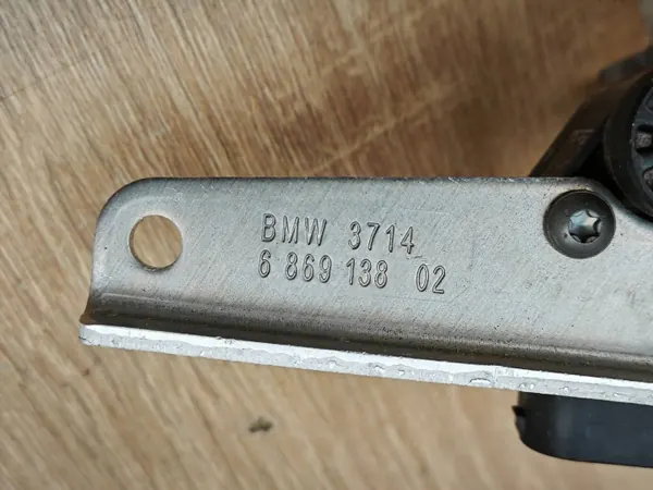 Valonohjaussensori OEM 6895466 Oikea Taka BMW image 5