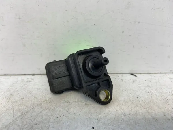 MERCEDES MAP SENSOR A0105429917 image 3