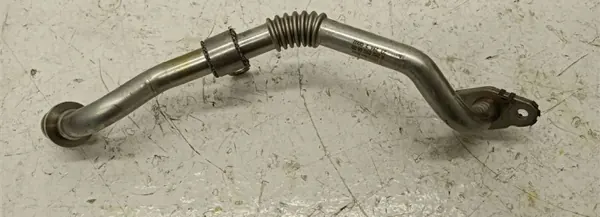 Conducto de aceite turbo OEM A2820904800 Mercedes CLA image 2