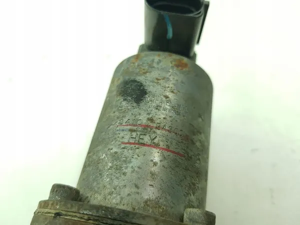 EGR-venttiili Hyundai i30 2013 OEM 284102A300 image 3