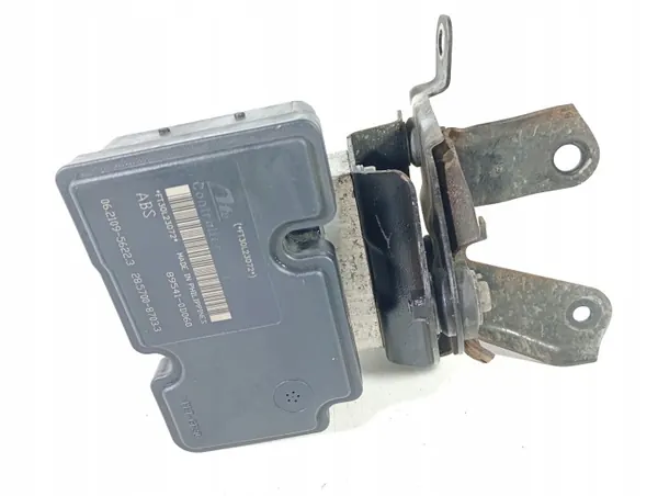 Toyota Yaris II ABS-pumppu OEM M2 DOM 00020717 image 2
