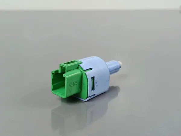 Capteur de pédale de frein Mitsubishi Eclipse Cross 2018 FOB34385 image 2