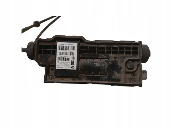 Módulo de freno de mano BMW OEM 13665010 - Usado image 3